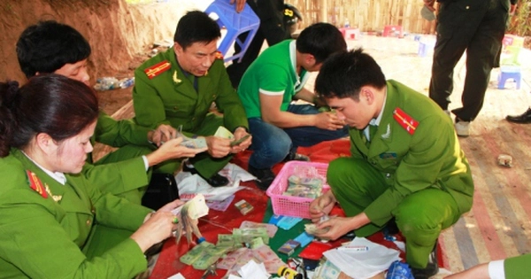 Đây là trách nhiệm của mỗi cá nhân trong xã hội và bộ công an.