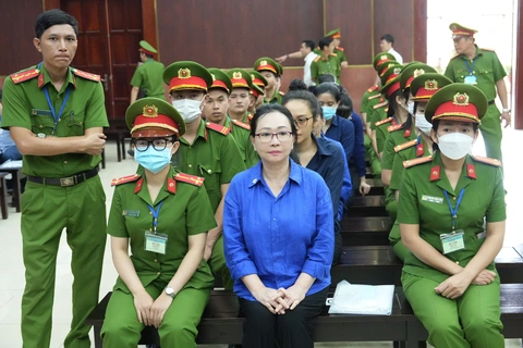 Chúng tôi kêu gọi tất cả mọi người theo dõi những diễn biến mới nhất trong lĩnh vực pháp luật để hiểu rõ hơn về những thách thức và cơ hội mà hệ thống này đang đối mặt như Trương Mỹ Lan.