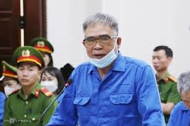 Chính sách này khuyến khích sự tái hòa nhập, tạo cơ hội cho những người đã mắc sai lầm trong quá khứ có cơ hội đền bù và xây dựng lại đời sống của mình Đỗ Hữu Ca.